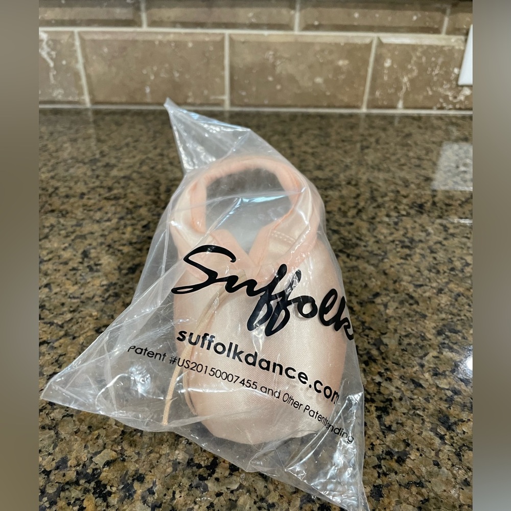 Pointe shoes